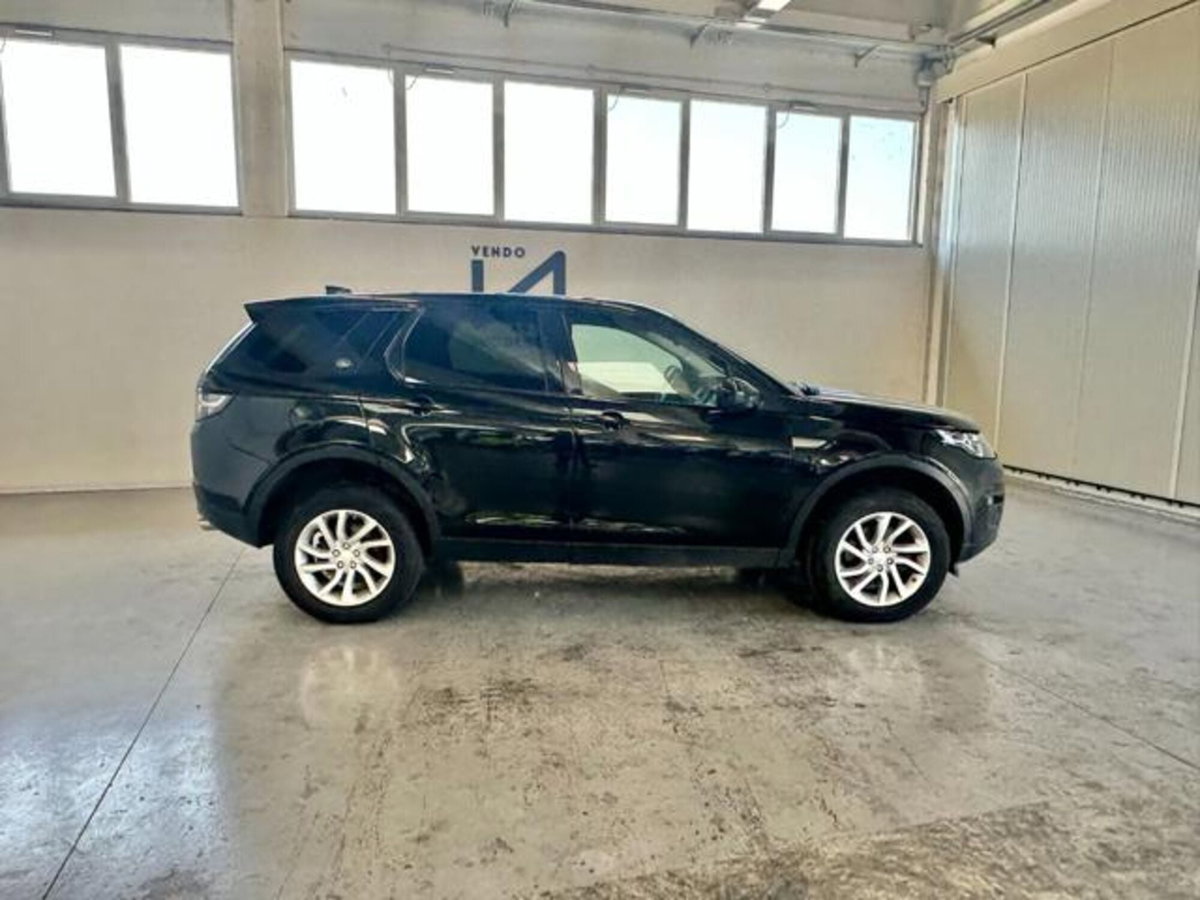 Land Rover Discovery Sport 2.0 TD4 150 CV SE (8)