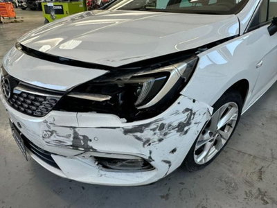 Opel Astra Station Wagon 1.2 Turbo 130 CV Sports Business Elegance (10)