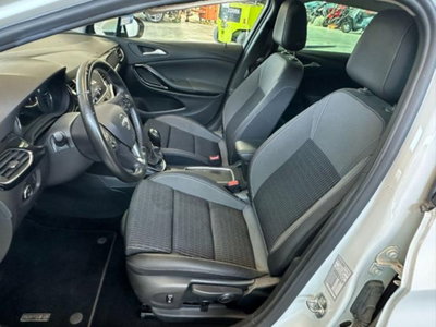 Opel Astra Station Wagon 1.2 Turbo 130 CV Sports Business Elegance (14)
