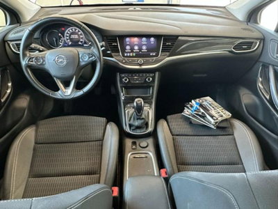 Opel Astra Station Wagon 1.2 Turbo 130 CV Sports Business Elegance (17)
