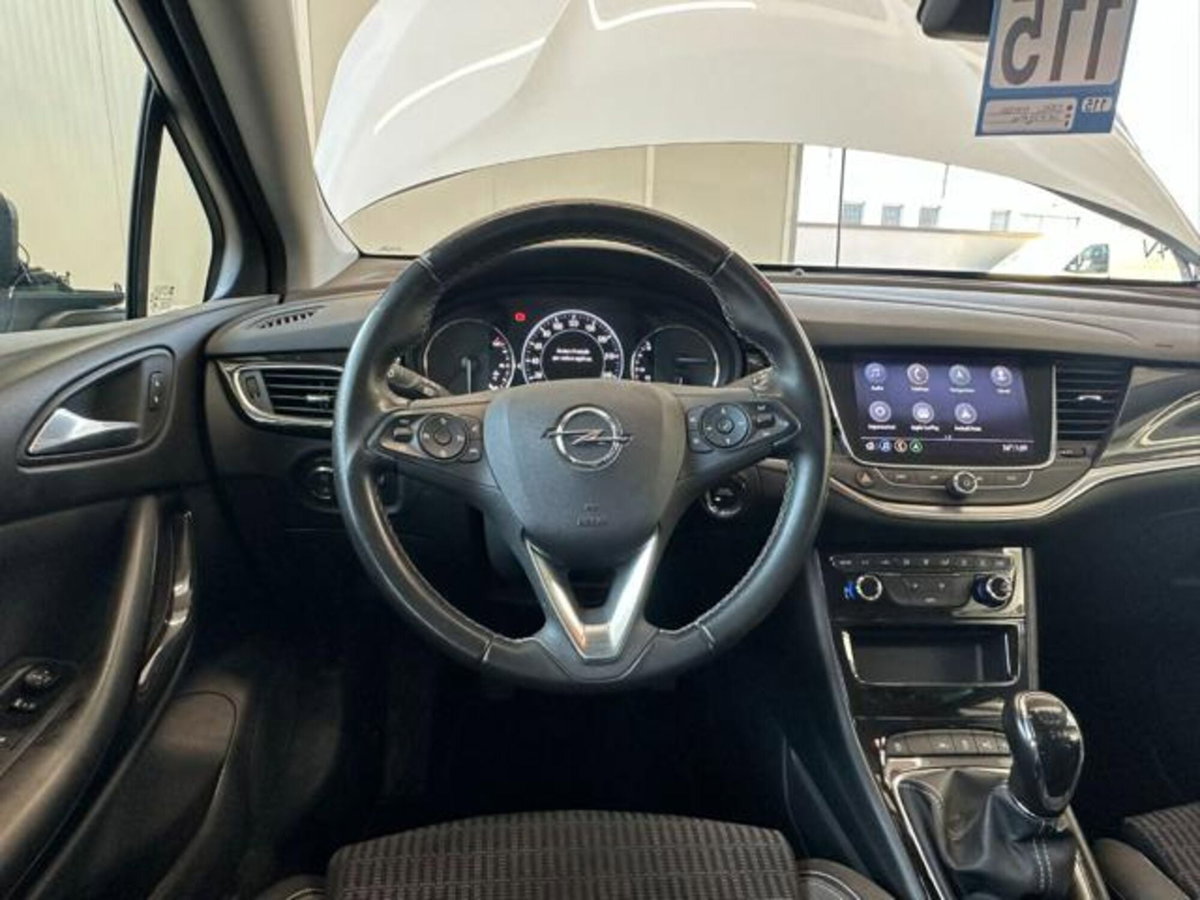 Opel Astra Station Wagon 1.2 Turbo 130 CV Sports Business Elegance (18)