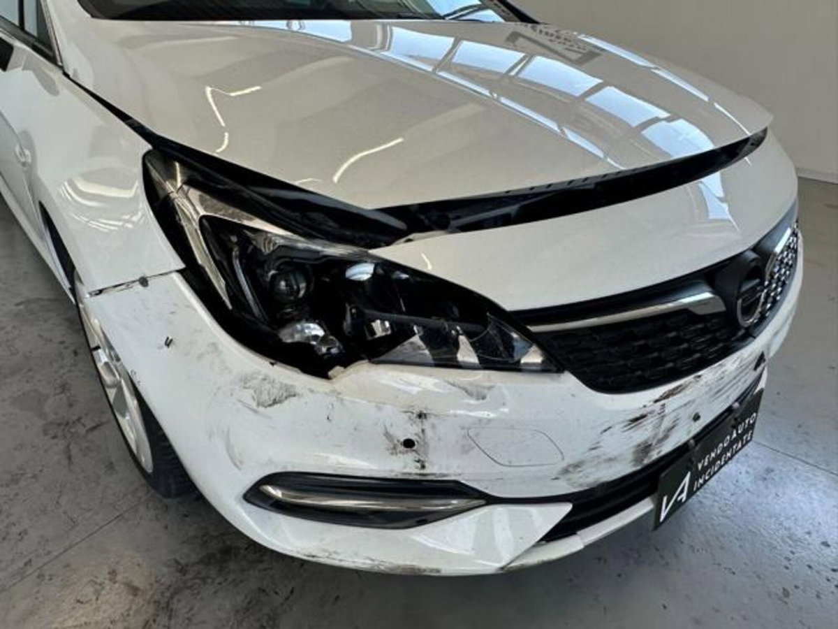 Opel Astra Station Wagon 1.2 Turbo 130 CV Sports Business Elegance (9)