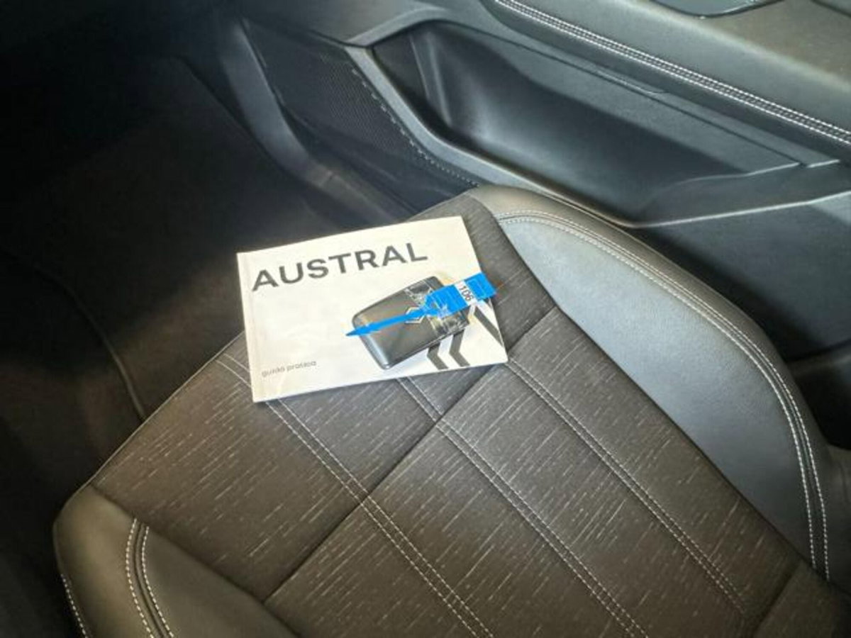Renault Austral 1.2 full hybrid Techno 200cv auto (18)
