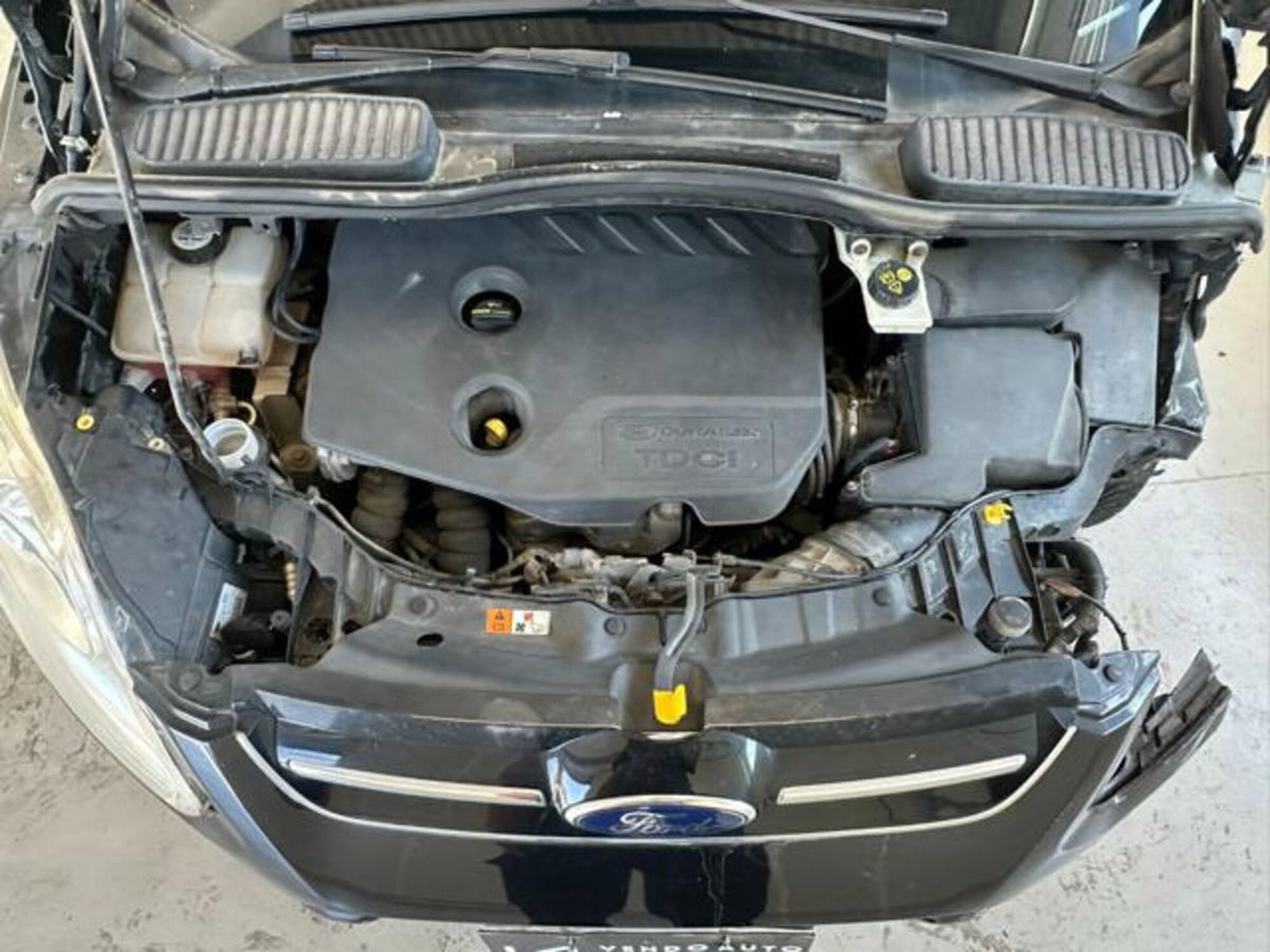 Ford C-Max 1.6 TDCi 115CV Titanium (11)