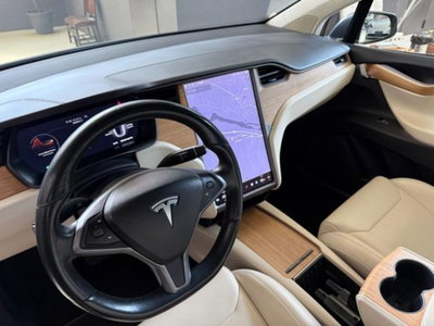 Tesla Model X Model X Long Range AWD (12)
