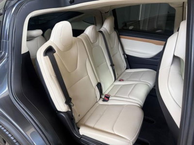 Tesla Model X Model X Long Range AWD (15)