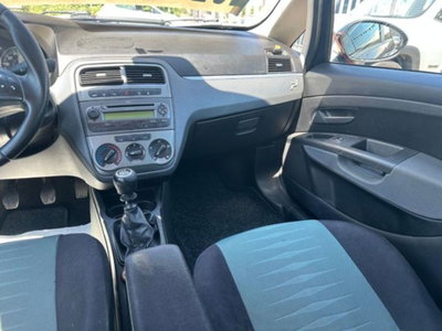Fiat Grande Punto 1.4 5 porte Dynamic Natural Power (12)