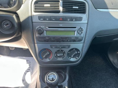 Fiat Grande Punto 1.4 5 porte Dynamic Natural Power (17)