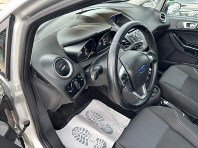 Ford Fiesta Plus 1.2 60CV 5 porte (13)