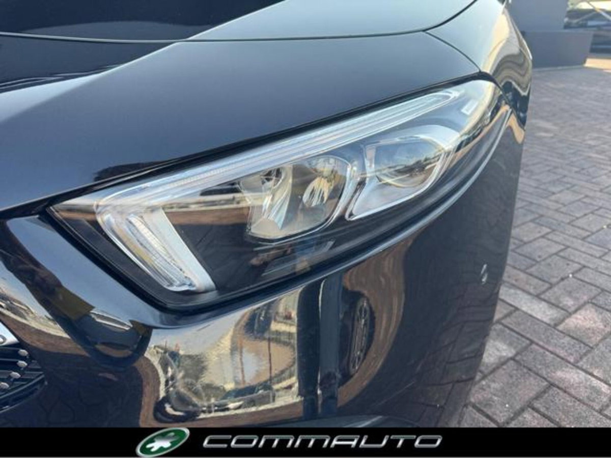 Mercedes-Benz Classe A Sedan 180 d Automatic 4p. Premium (10)