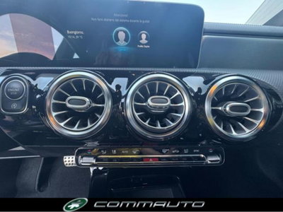 Mercedes-Benz Classe A Sedan 180 d Automatic 4p. Premium (15)