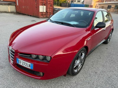 Alfa Romeo 159 SportWagon 2.0 JTDm 136 CV Sportwagon Super usata