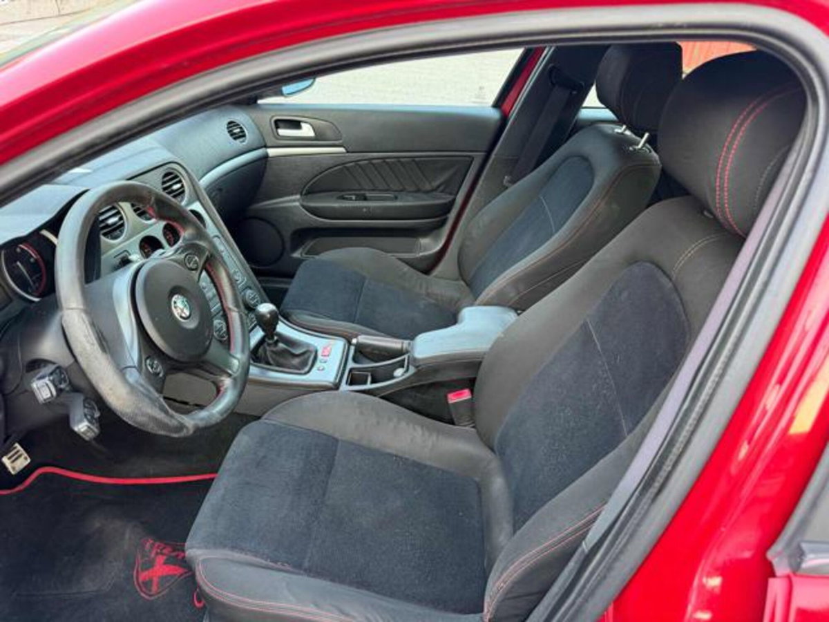 Alfa Romeo 159 SportWagon 2.0 JTDm 136 CV Sportwagon Super (2)