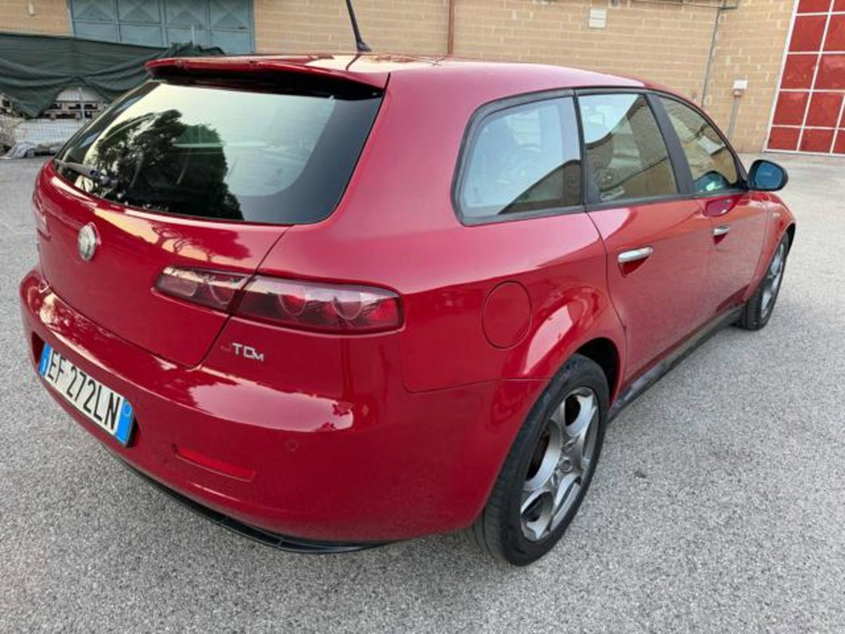 Alfa Romeo 159 SportWagon 2.0 JTDm 136 CV Sportwagon Super (6)
