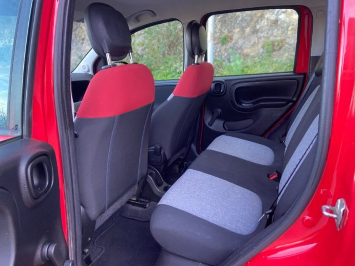 Fiat Panda 1.3 MJT 95 CV S&S Lounge (18)