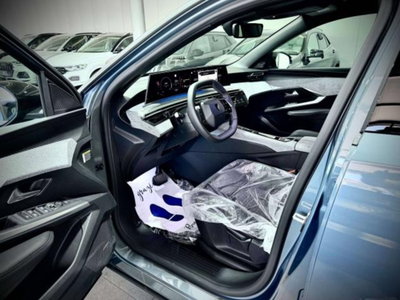 Peugeot 3008 1.2 hybrid Allure 145cv e-dcs6 (10)