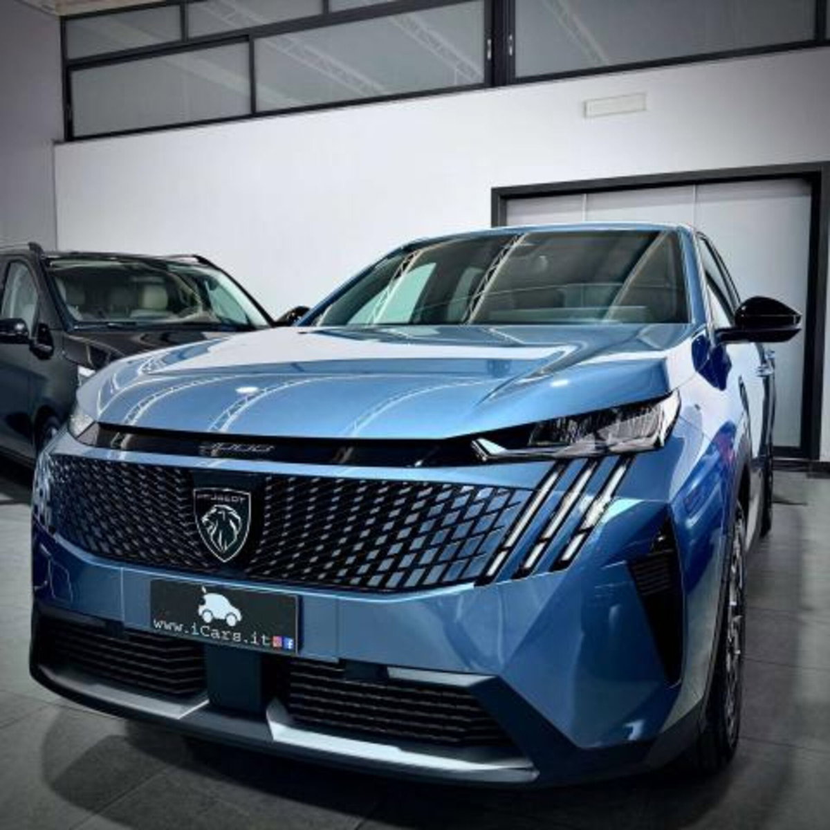 Peugeot 3008 1.2 hybrid Allure 145cv e-dcs6 (2)