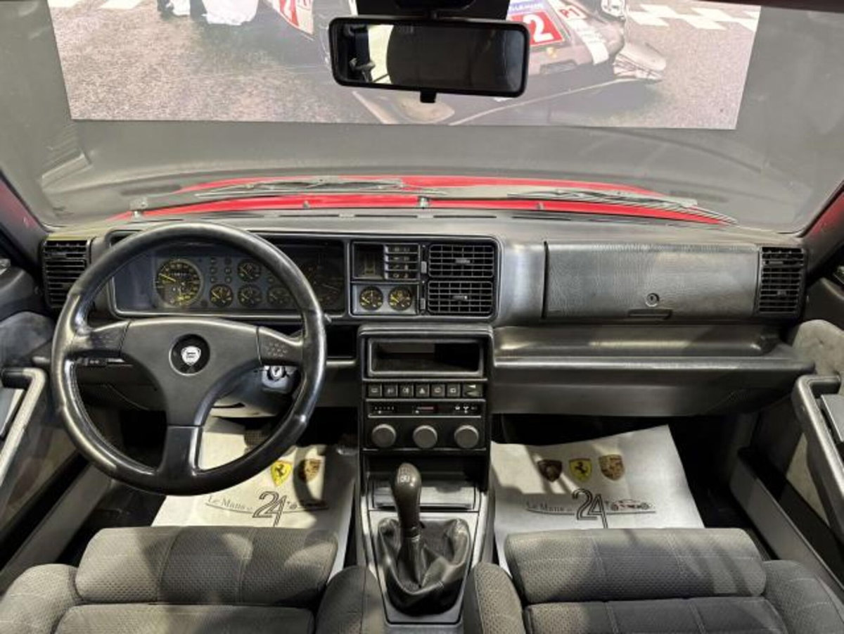 Lancia Delta turbo 16V HF integrale (12)