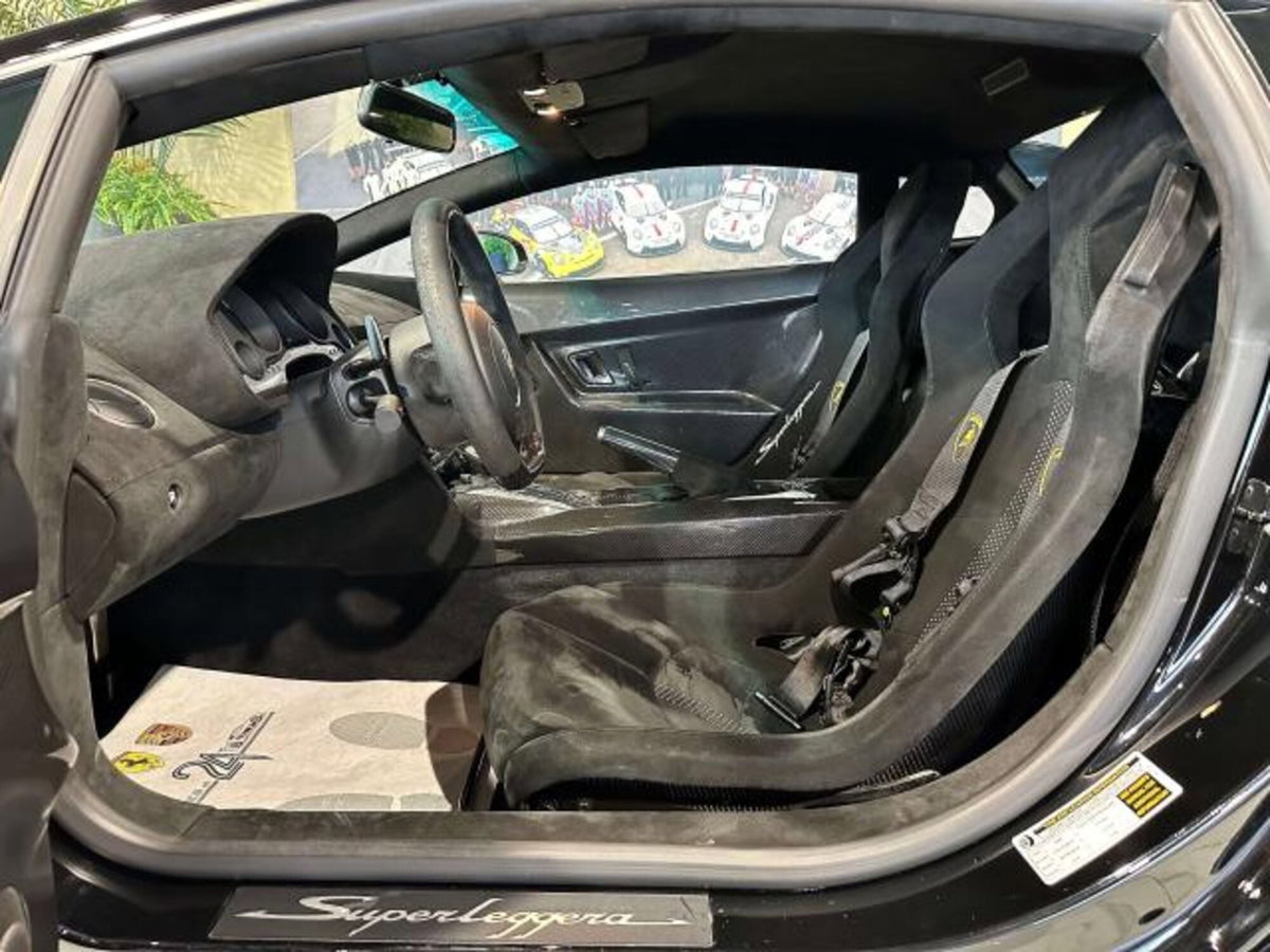 Lamborghini Gallardo Coupé 5.0 V10 Superleggera (10)