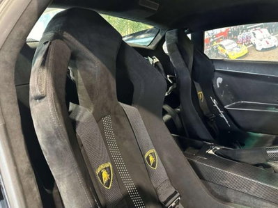 Lamborghini Gallardo Coupé 5.0 V10 Superleggera (12)
