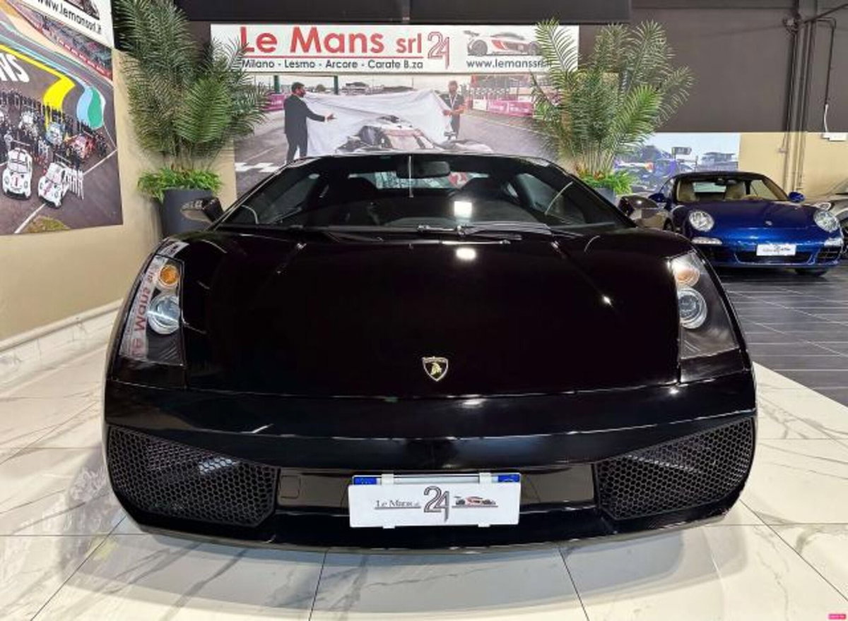 Lamborghini Gallardo Coupé 5.0 V10 Superleggera (2)