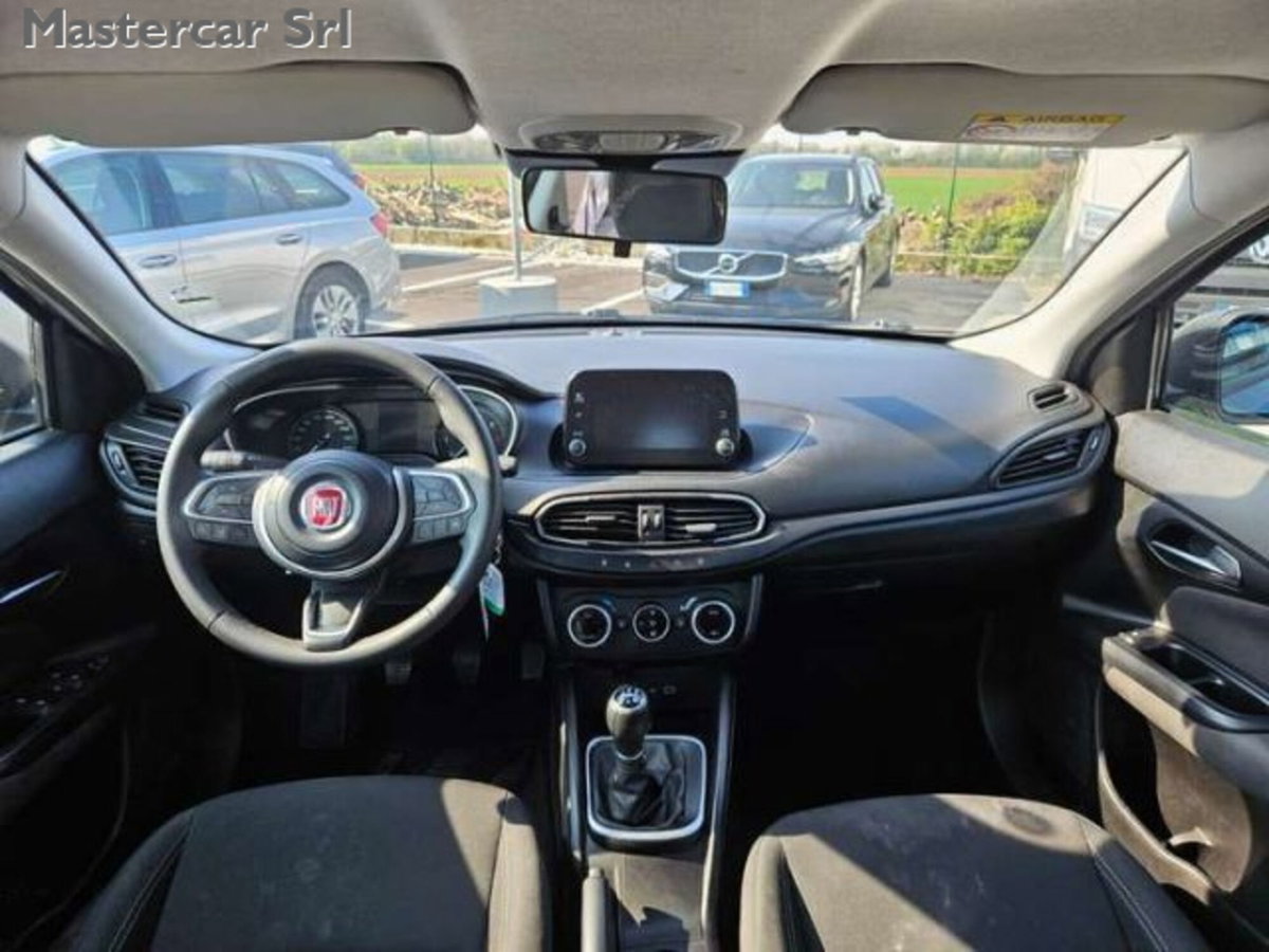 Fiat Tipo Station Wagon Tipo SW 1.0 t3 Cross 100cv (10)