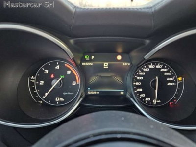 Alfa Romeo Stelvio 2.2 t Veloce Q4 210cv auto (11)