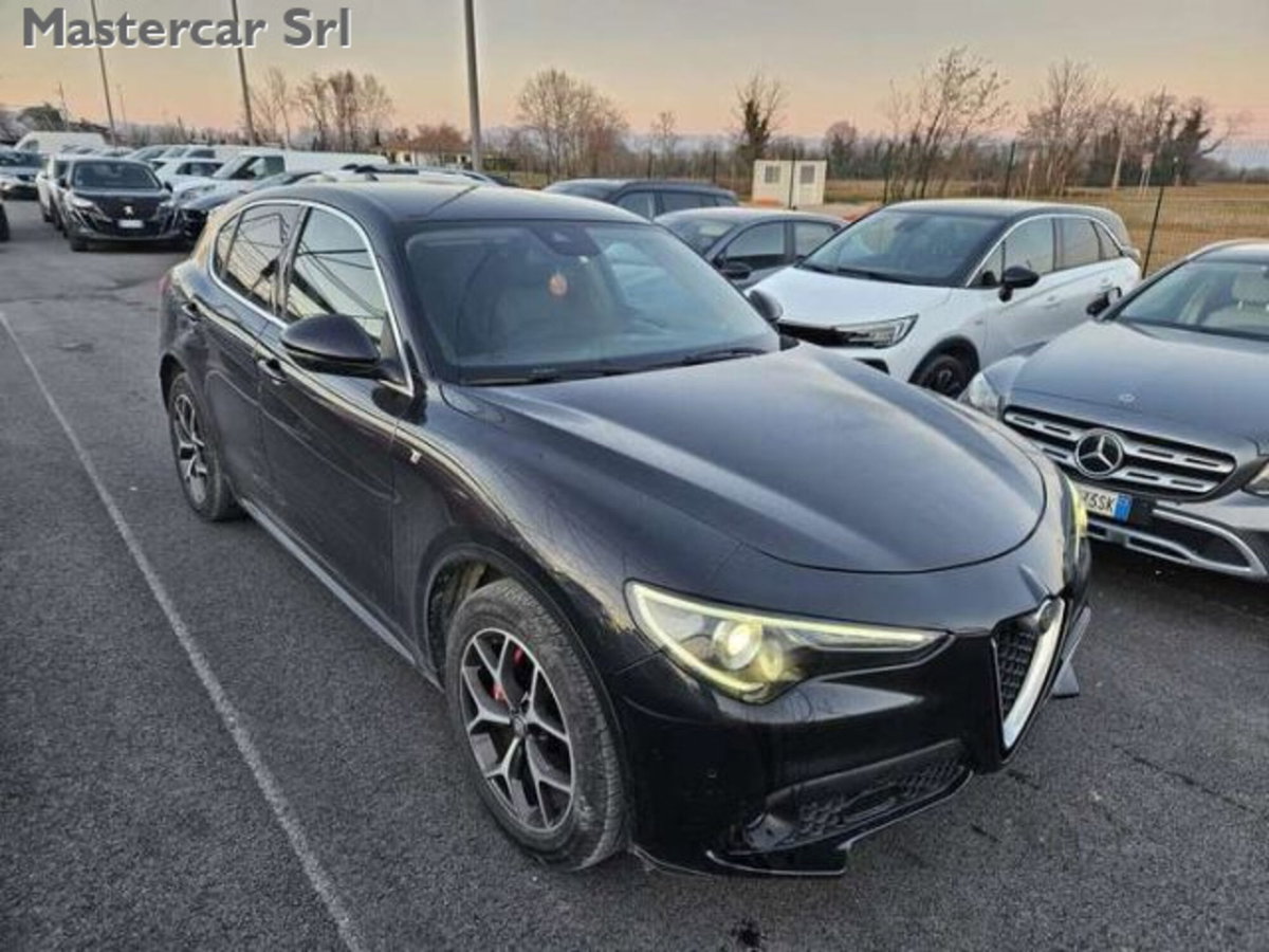 Alfa Romeo Stelvio 2.2 t Veloce Q4 210cv auto (5)