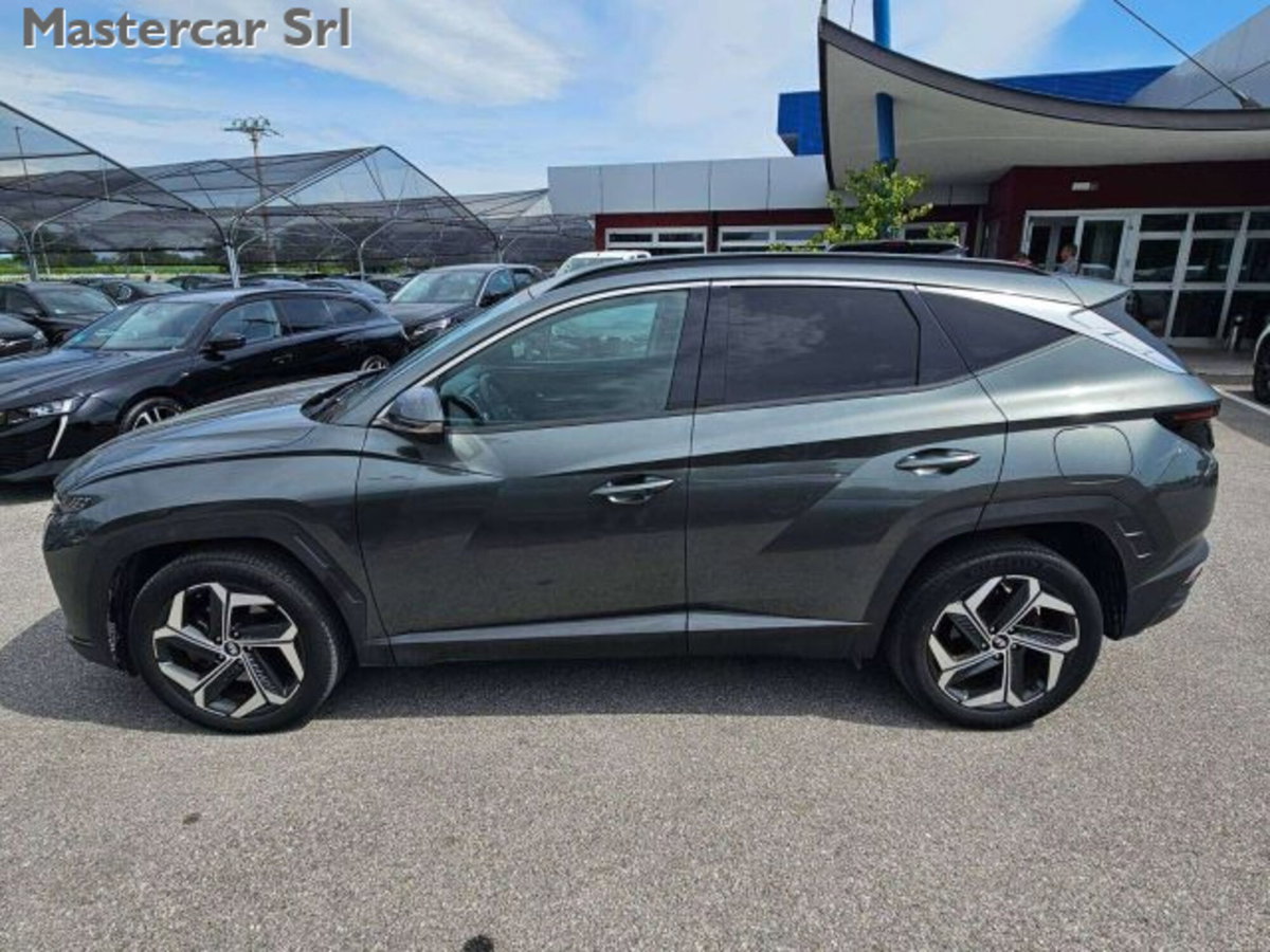 Hyundai Tucson 1.6 hev Exellence 4wd auto (3)