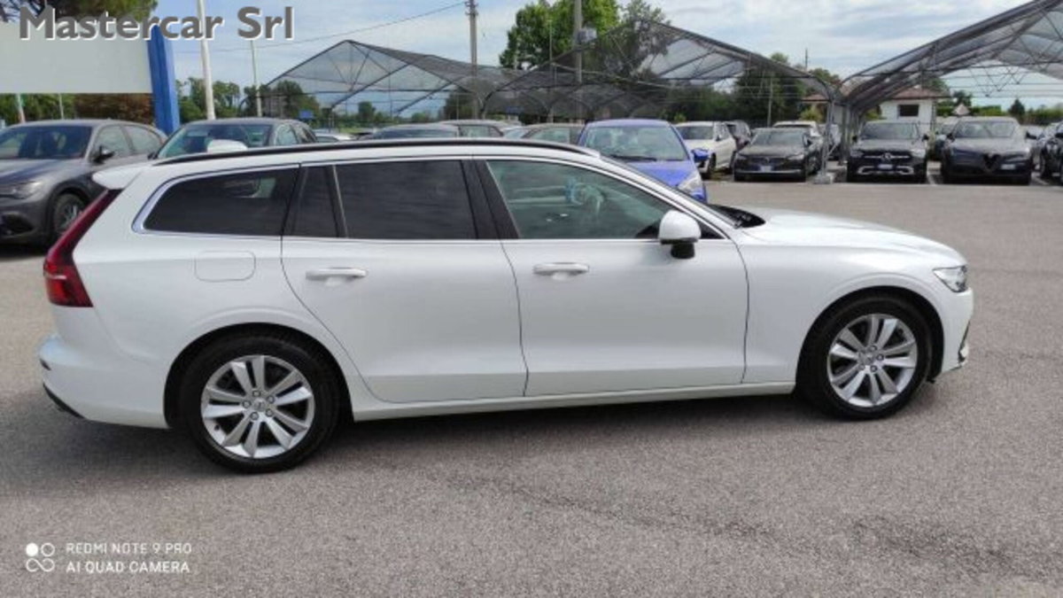Volvo V60 B4 (d) Geartronic Momentum Business Pro (6)