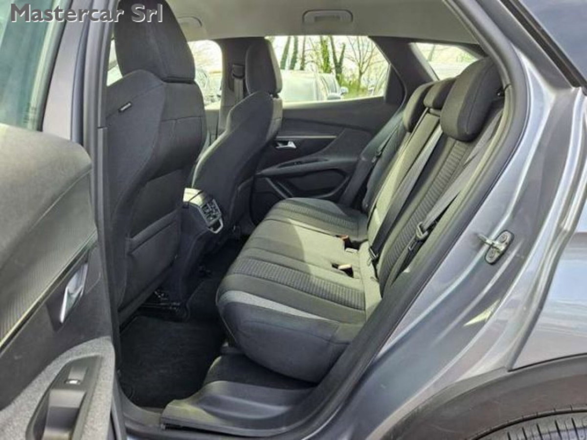 Peugeot 3008 BlueHDi 130 S&S Active Business (11)