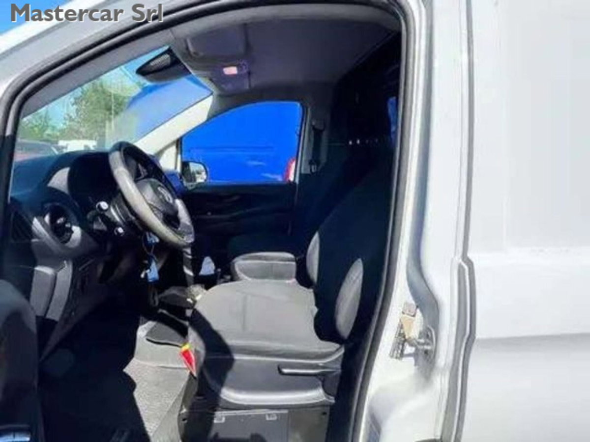 Mercedes-Benz Vito 2.0 119 CDI 4x4 PC Mixto Compact PRO (10)