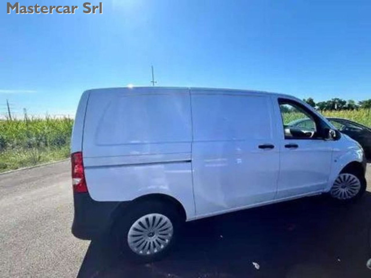Mercedes-Benz Vito 2.0 119 CDI 4x4 PC Mixto Compact PRO (6)