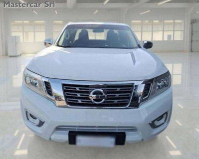 Nissan Navara 2.3 dCi 4WD King Cab Acenta (6)