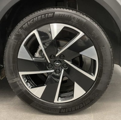 Opel Grandland 1.2 hybrid GS s&s 136cv dct6 (14)