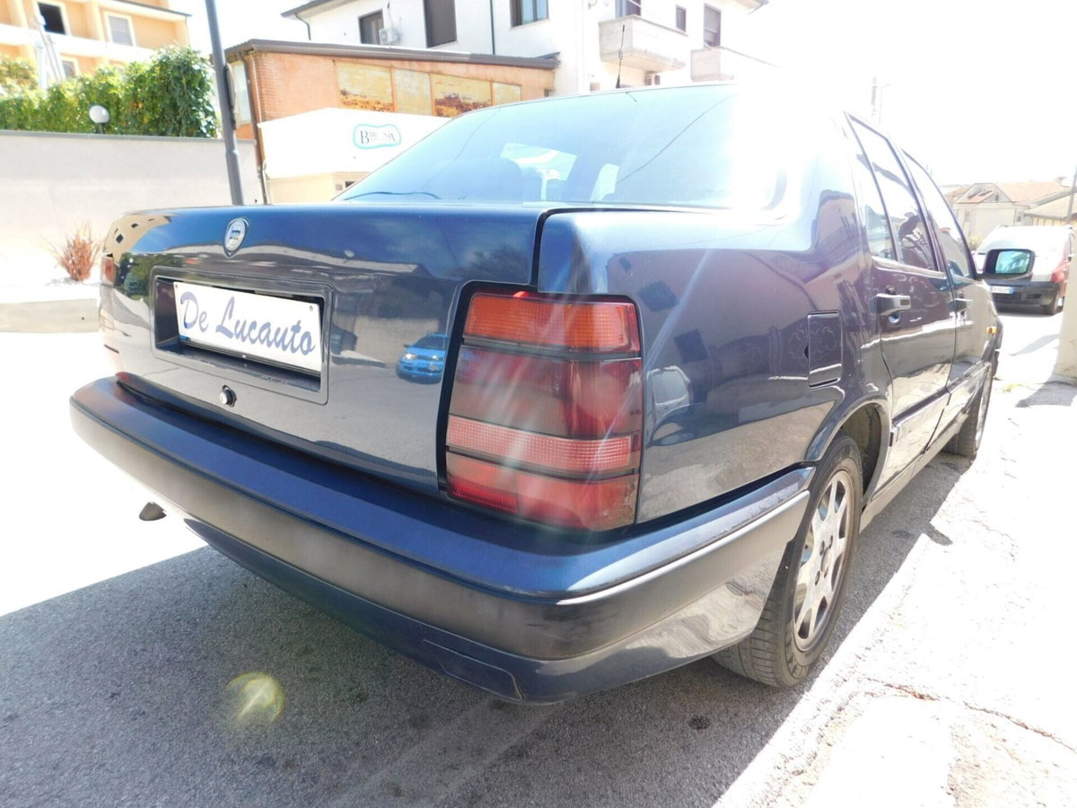 Lancia Thema turbodiesel LS (9)