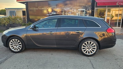 Opel Insignia Station Wagon Turbo 180CV Sports Cosmo (7)