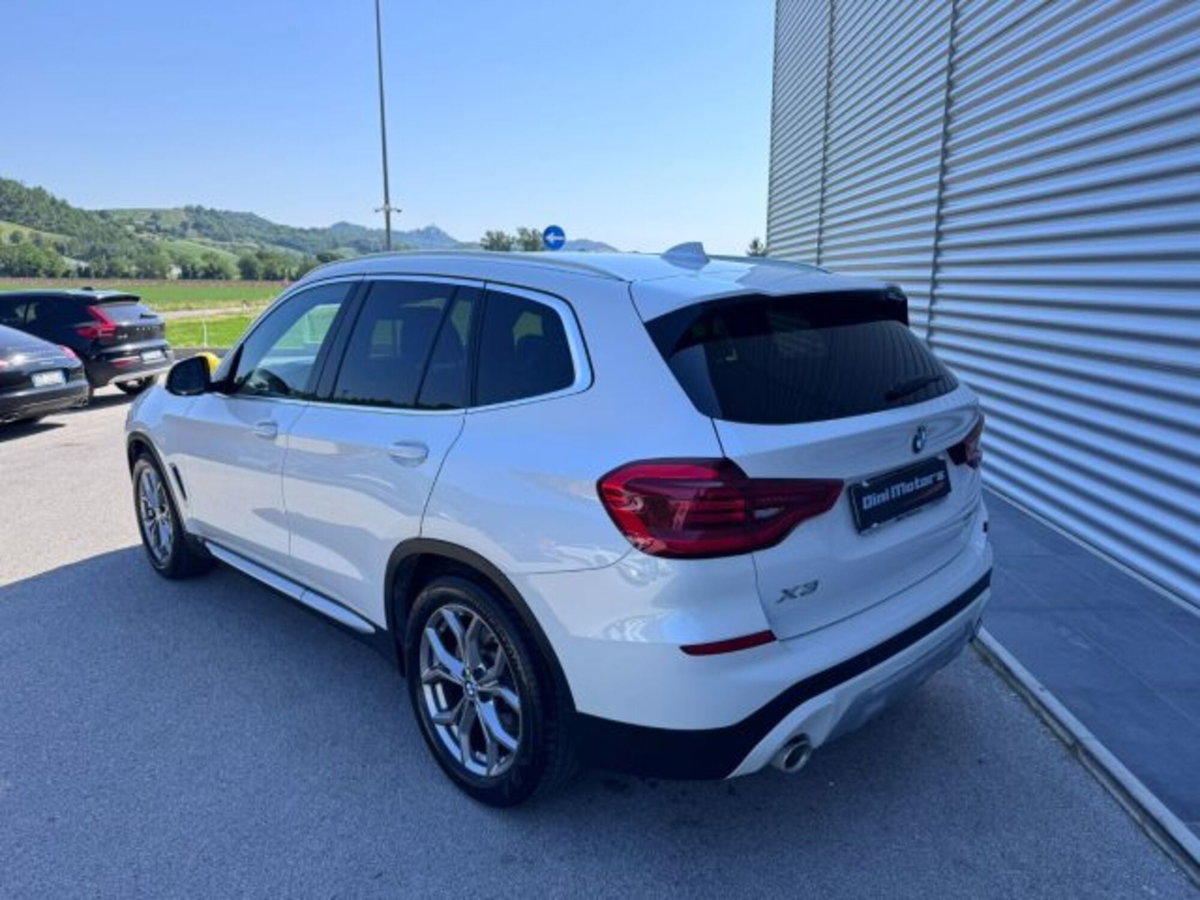 BMW X3 xDrive20d Business Advantage (7)