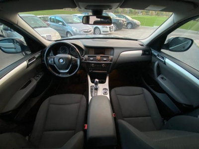 BMW X3 xDrive20d Futura (9)