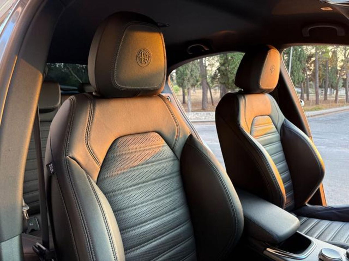 Alfa Romeo Stelvio Stelvio 2.2 Turbodiesel 210 CV AT8 Q4 Veloce (10)