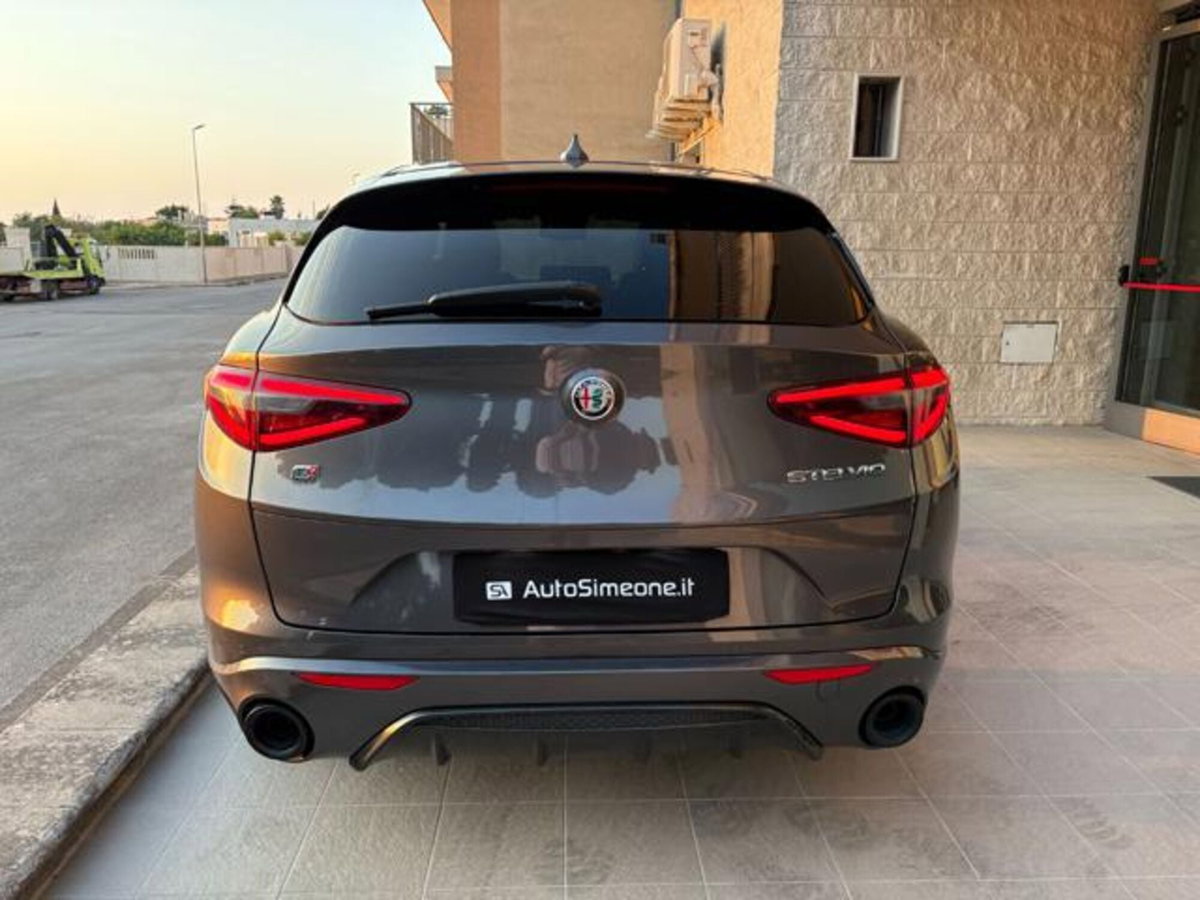 Alfa Romeo Stelvio Stelvio 2.2 Turbodiesel 210 CV AT8 Q4 Veloce (6)