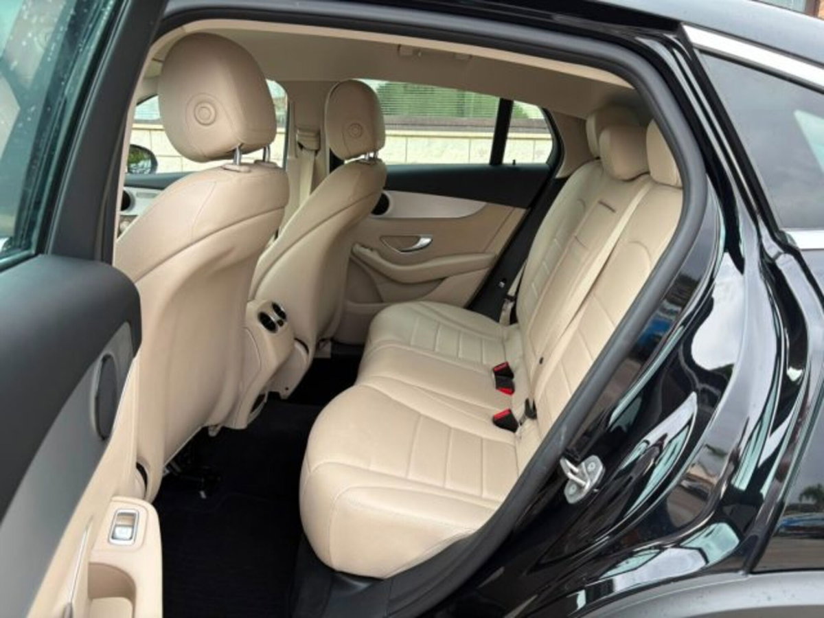 Mercedes-Benz GLC Coupé 220 d 4Matic Coupé Sport (8)