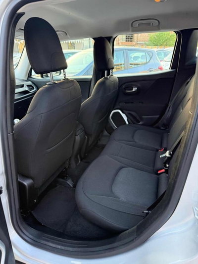 Jeep Renegade 1.6 Mjt 120 CV Longitude (16)