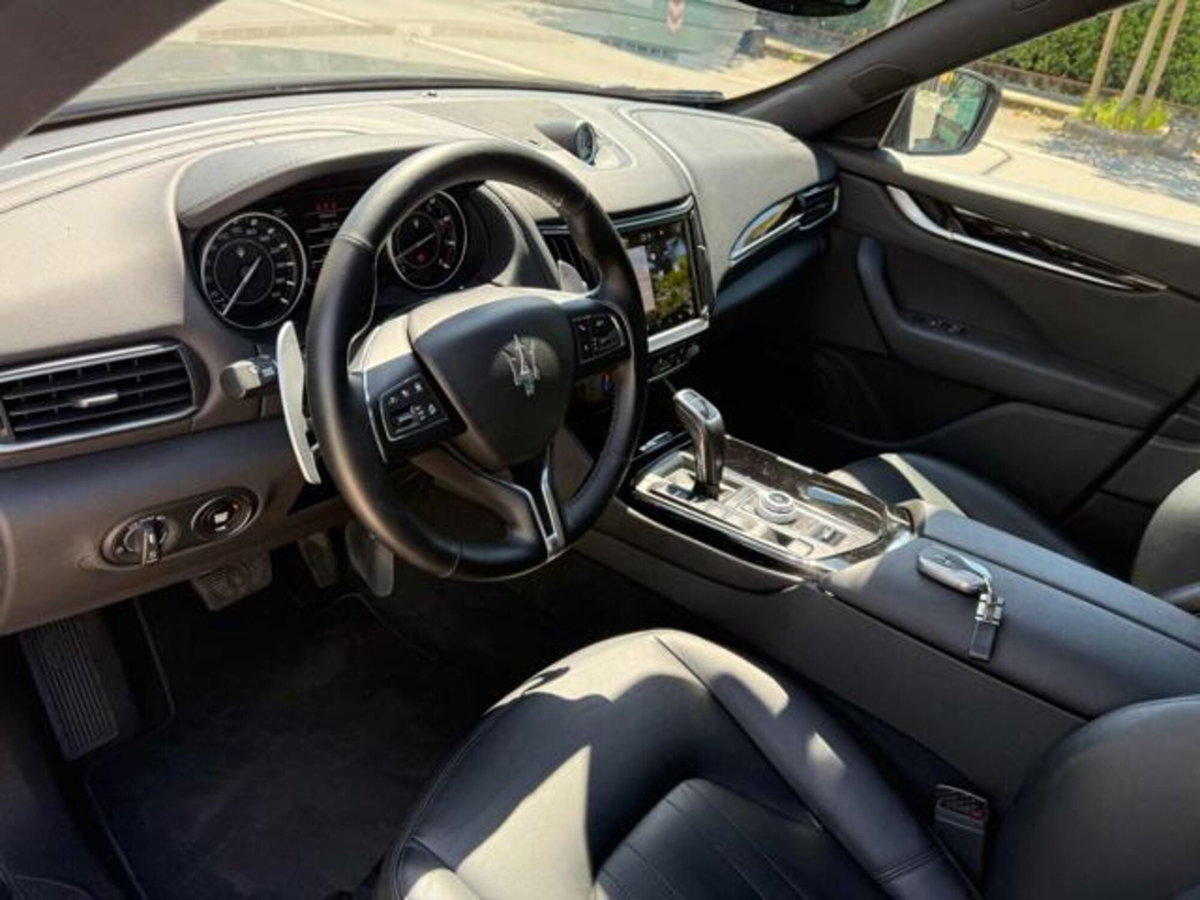Maserati Levante Levante MHEV 330 CV AWD GT (8)