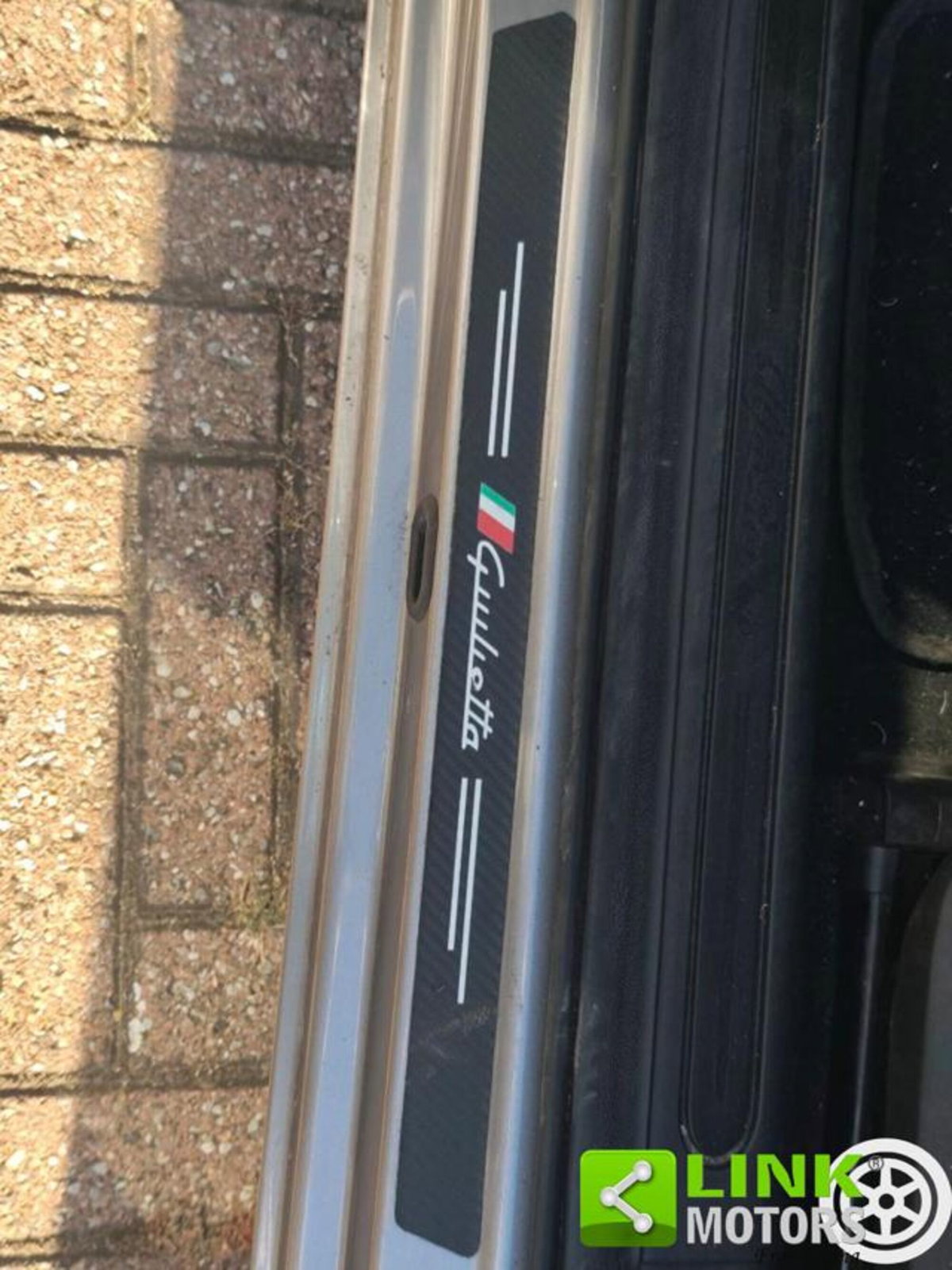 Alfa Romeo Giulietta 1.6 JTDm-2 Giulietta (11)