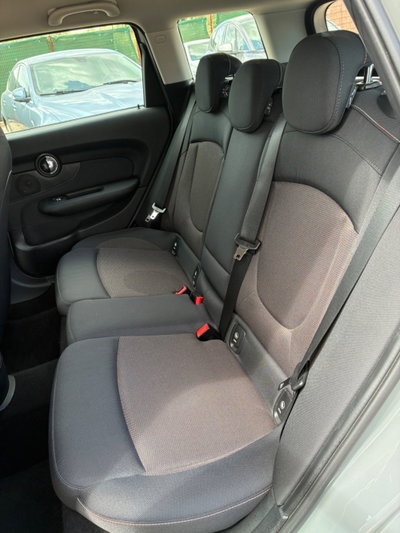 MINI Mini Clubman 2.0 Cooper D Untold Clubman (13)