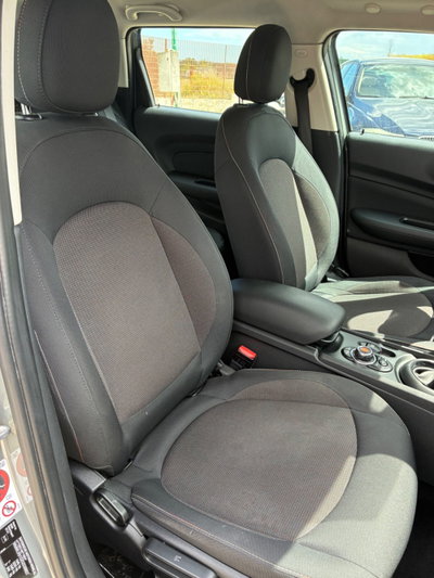 MINI Mini Clubman 2.0 Cooper D Untold Clubman (19)