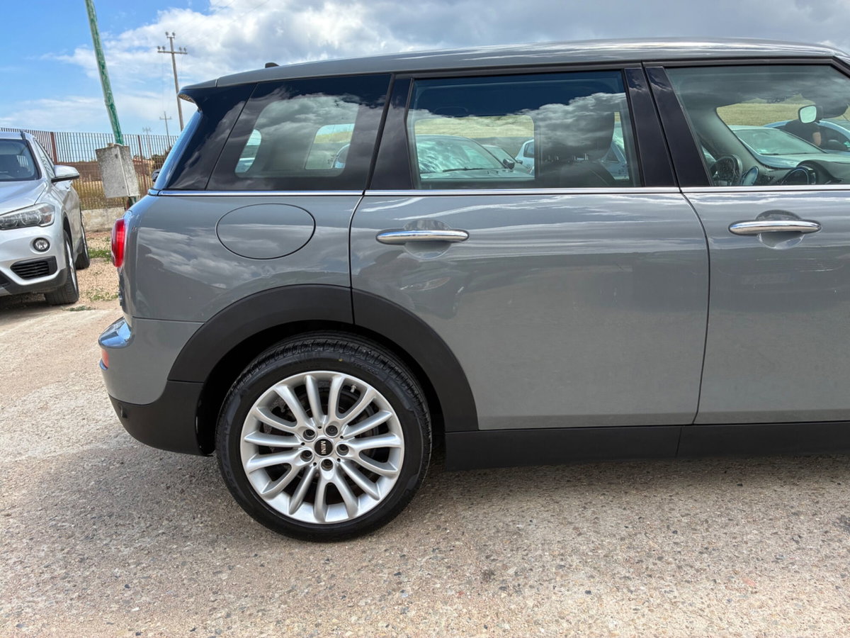 MINI Mini Clubman 2.0 Cooper D Untold Clubman (6)