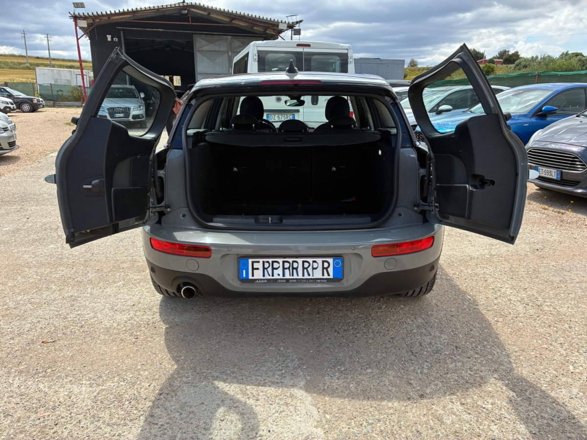 MINI Mini Clubman 2.0 Cooper D Untold Clubman (9)