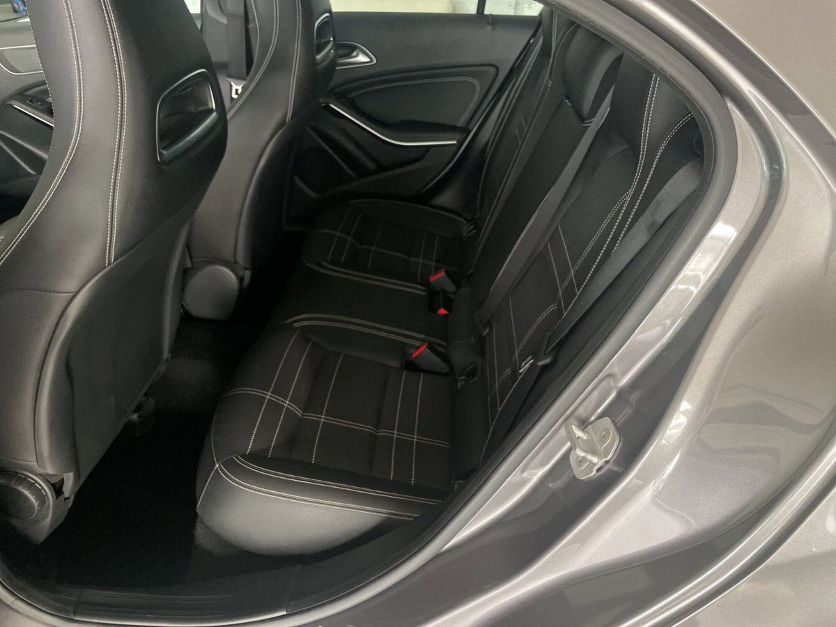 Mercedes-Benz Classe A 180 CDI Automatic Sport (6)